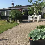 Strandhuset בית נופש *