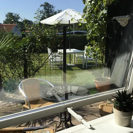 Semesterbostad Strandhytten