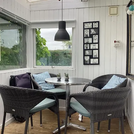 بيت للعطل Strandhuset *